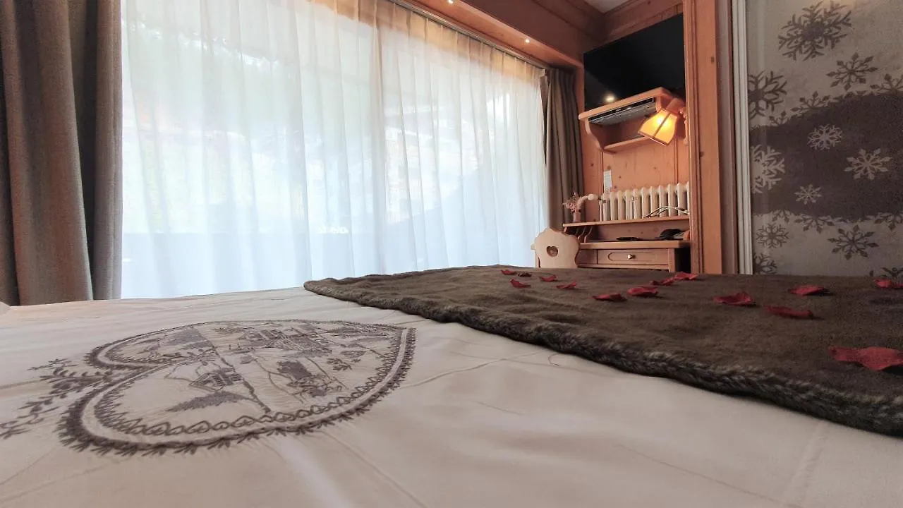 Hotel Macchi Restaurant & Spa Chatel 4*,  France